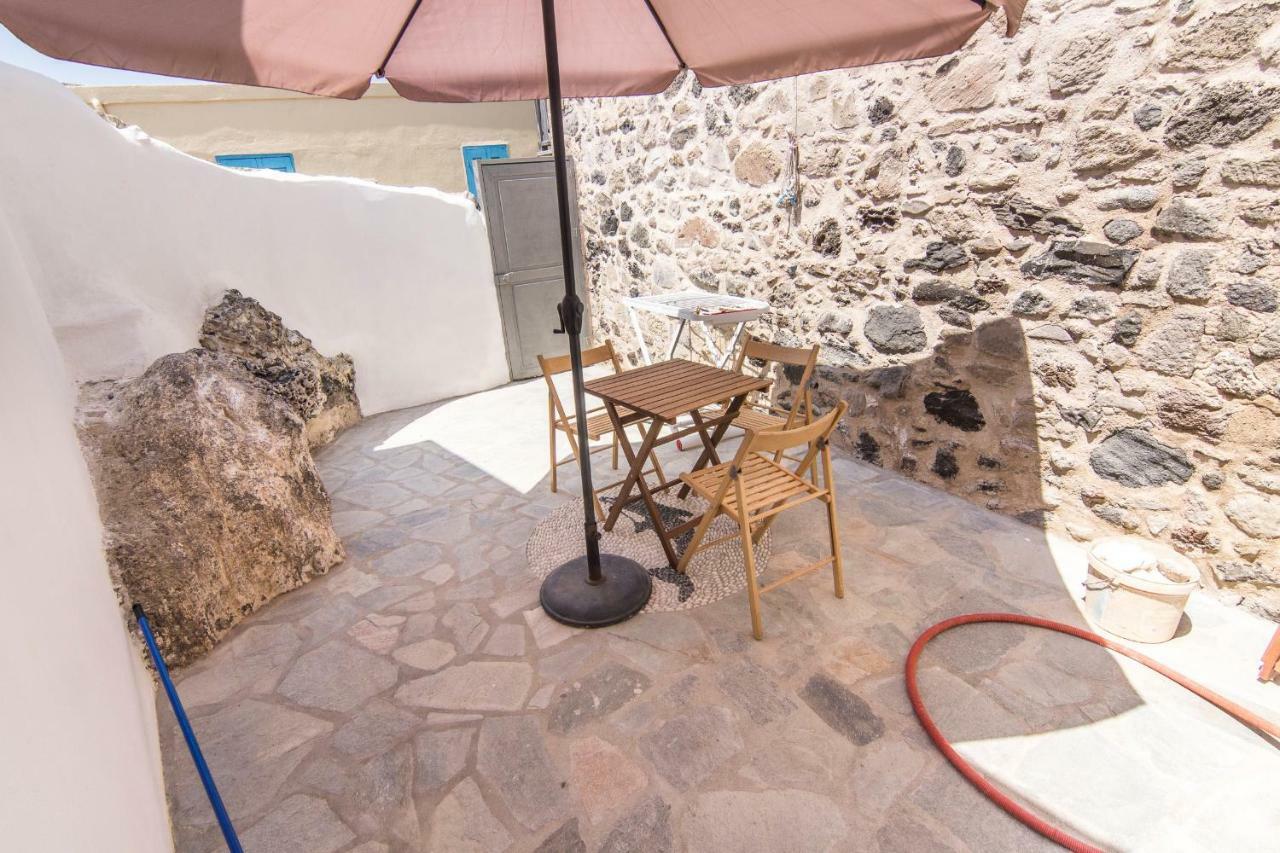 Nisyros Views Villa Mandrákion Екстериор снимка