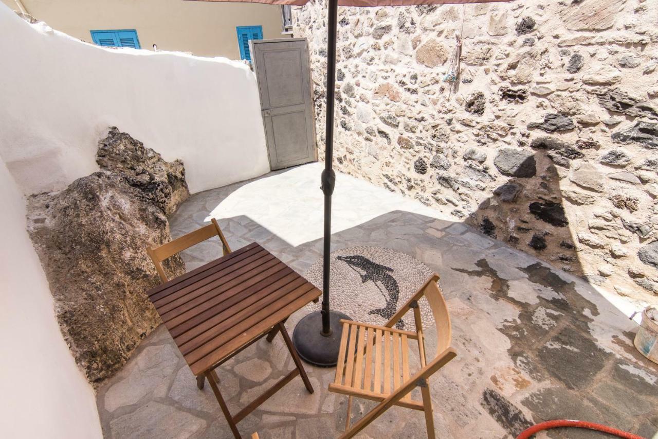 Nisyros Views Villa Mandrákion Екстериор снимка