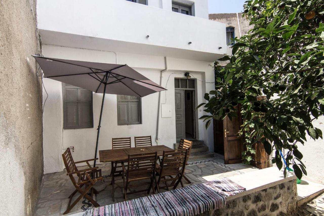 Nisyros Views Villa Mandrákion Екстериор снимка