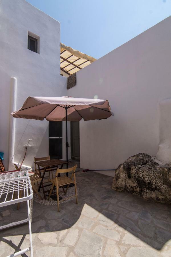 Nisyros Views Villa Mandrákion Екстериор снимка