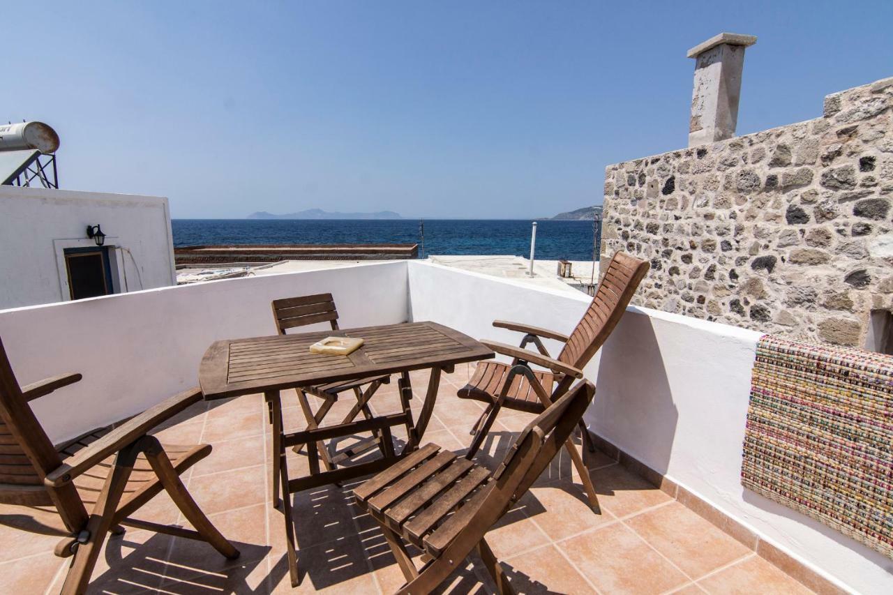 Nisyros Views Villa Mandrákion Екстериор снимка