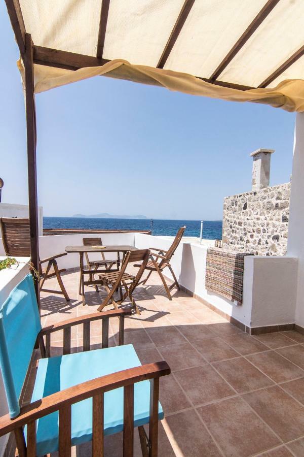 Nisyros Views Villa Mandrákion Екстериор снимка