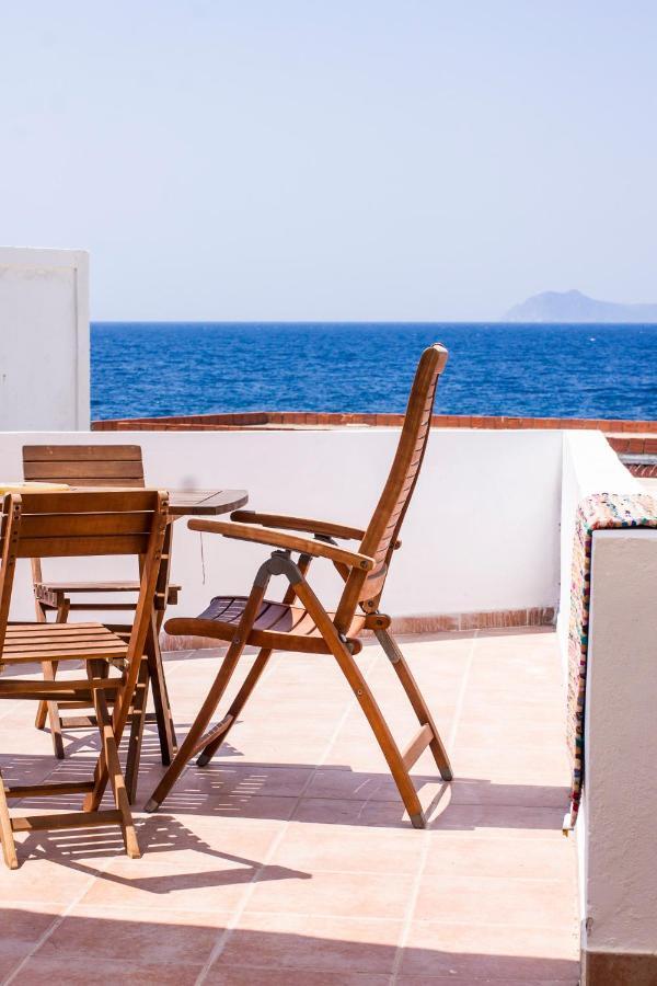 Nisyros Views Villa Mandrákion Екстериор снимка