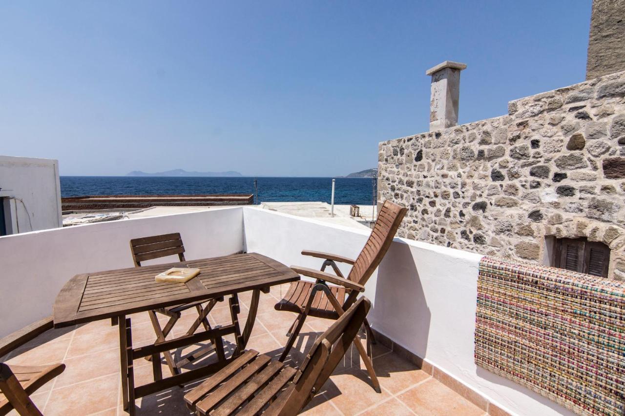 Nisyros Views Villa Mandrákion Екстериор снимка